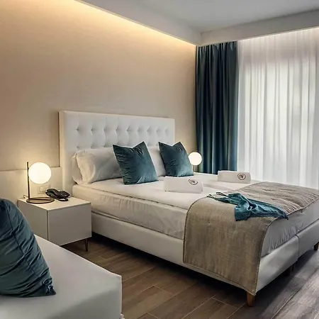Готель Astoria 3*