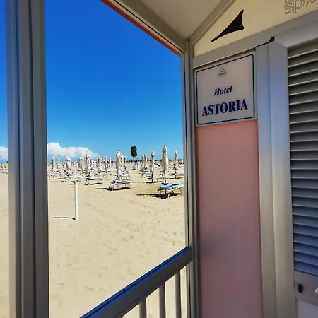 Astoria Готель