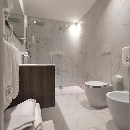 Hotel Astoria 3*